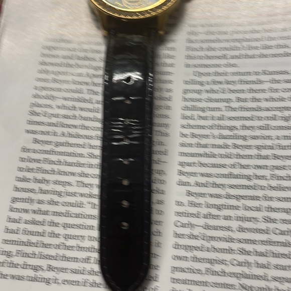 Ladies Watch…. - Picture 2 of 7